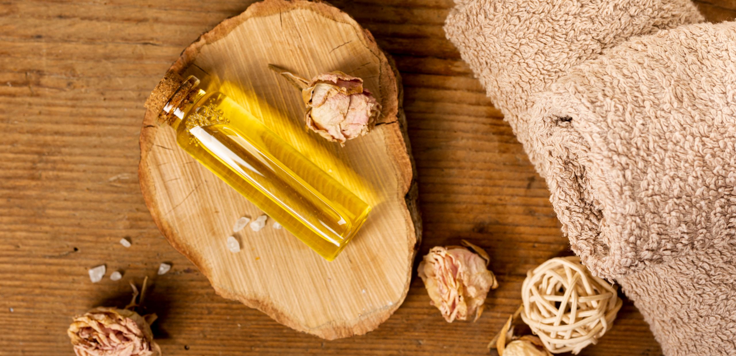 massage oils and towels